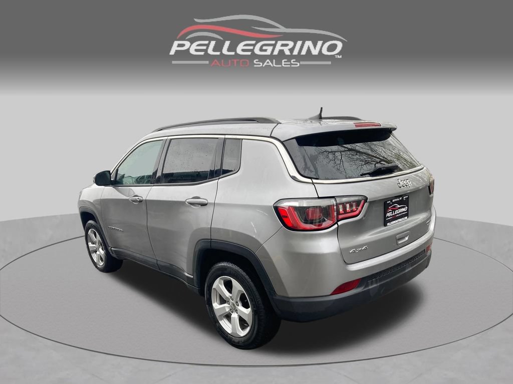 Used 2019 Jeep Compass Latitude AWD/4WD image 4