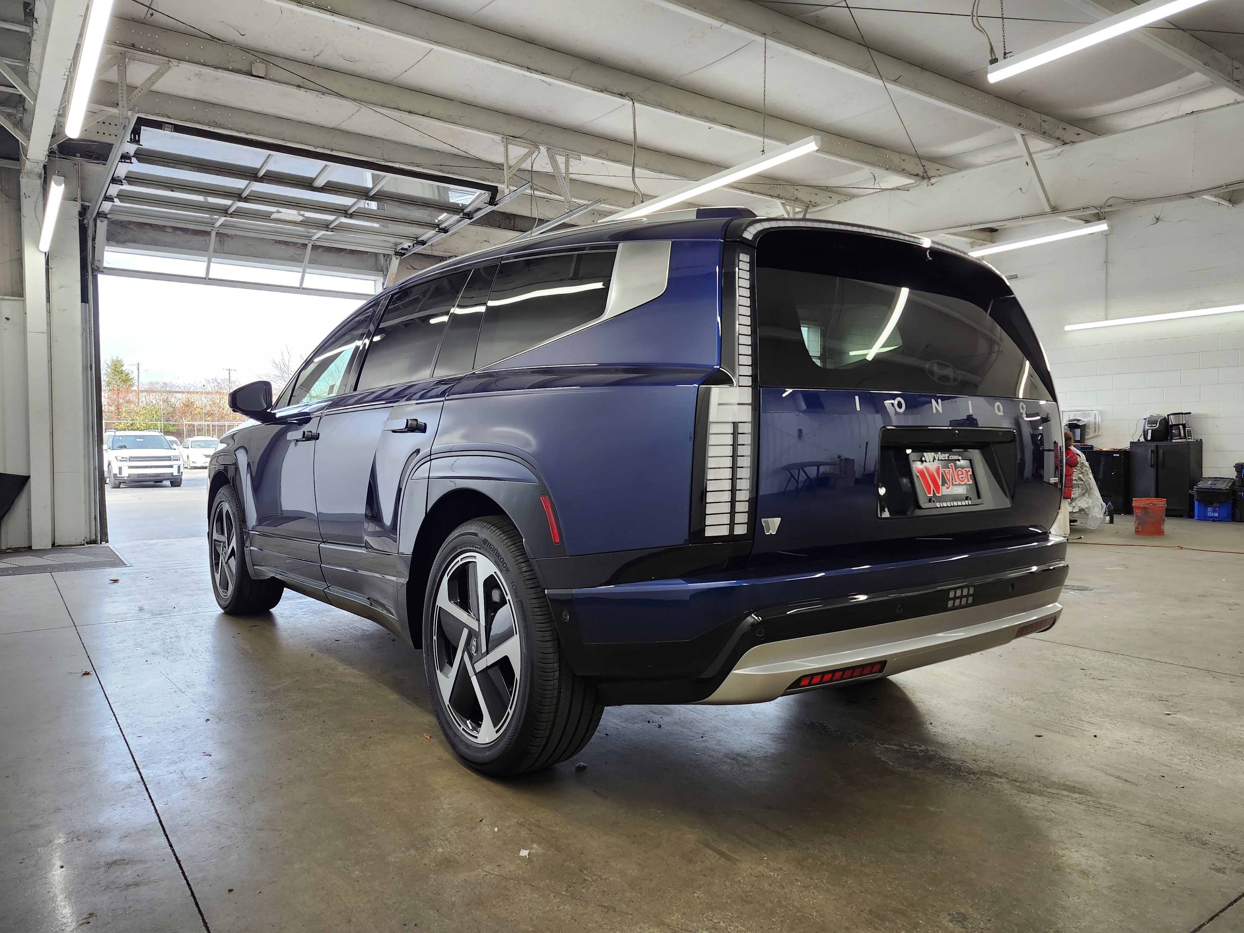 New 2026 Hyundai Ioniq 9 Limited image 22