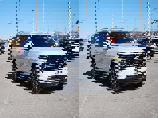 New 2026 Chevrolet Suburban High Country w/ Sun And Tow Package image 4