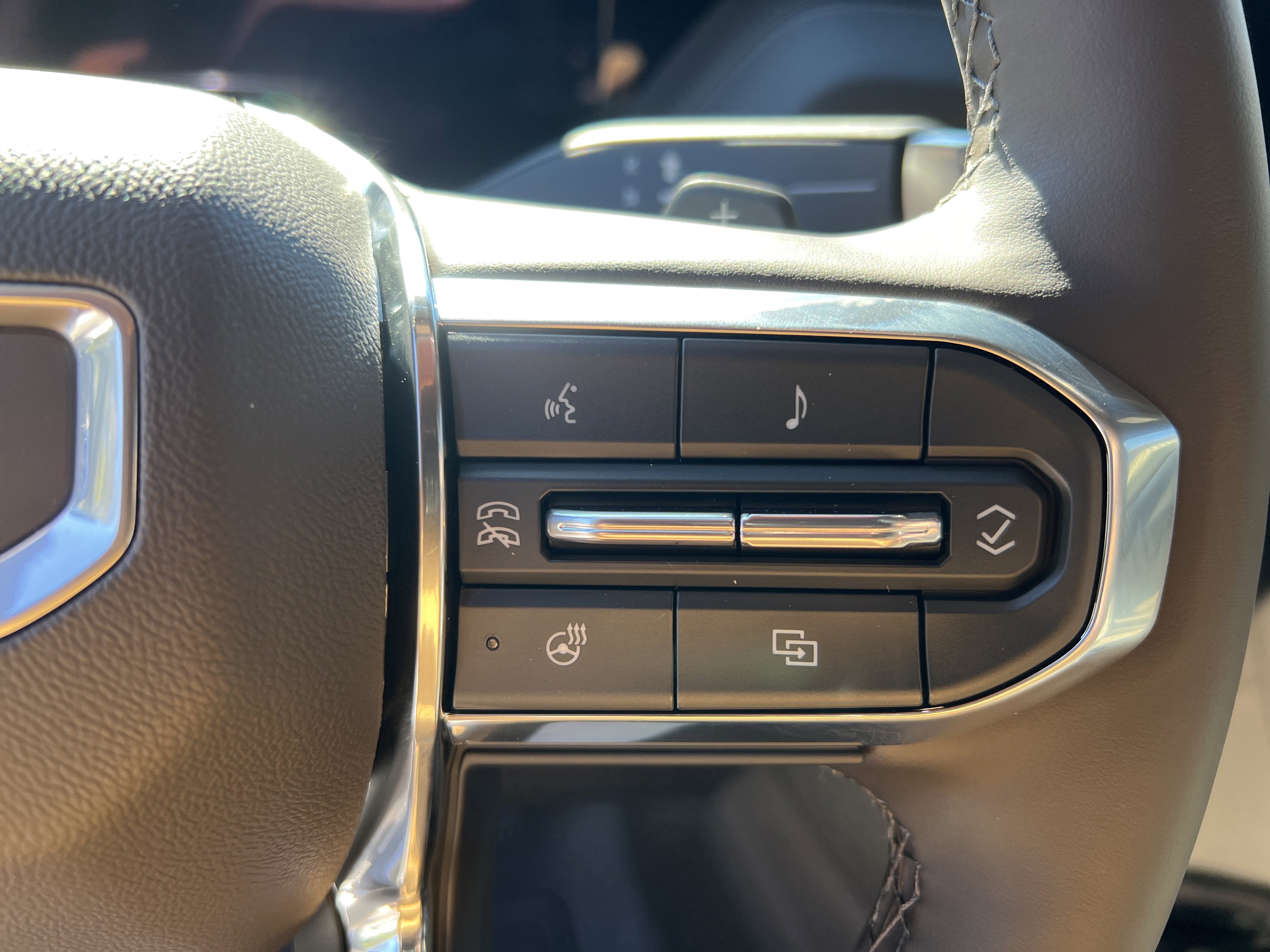 New 2026 GMC Yukon XL Elevation image 29