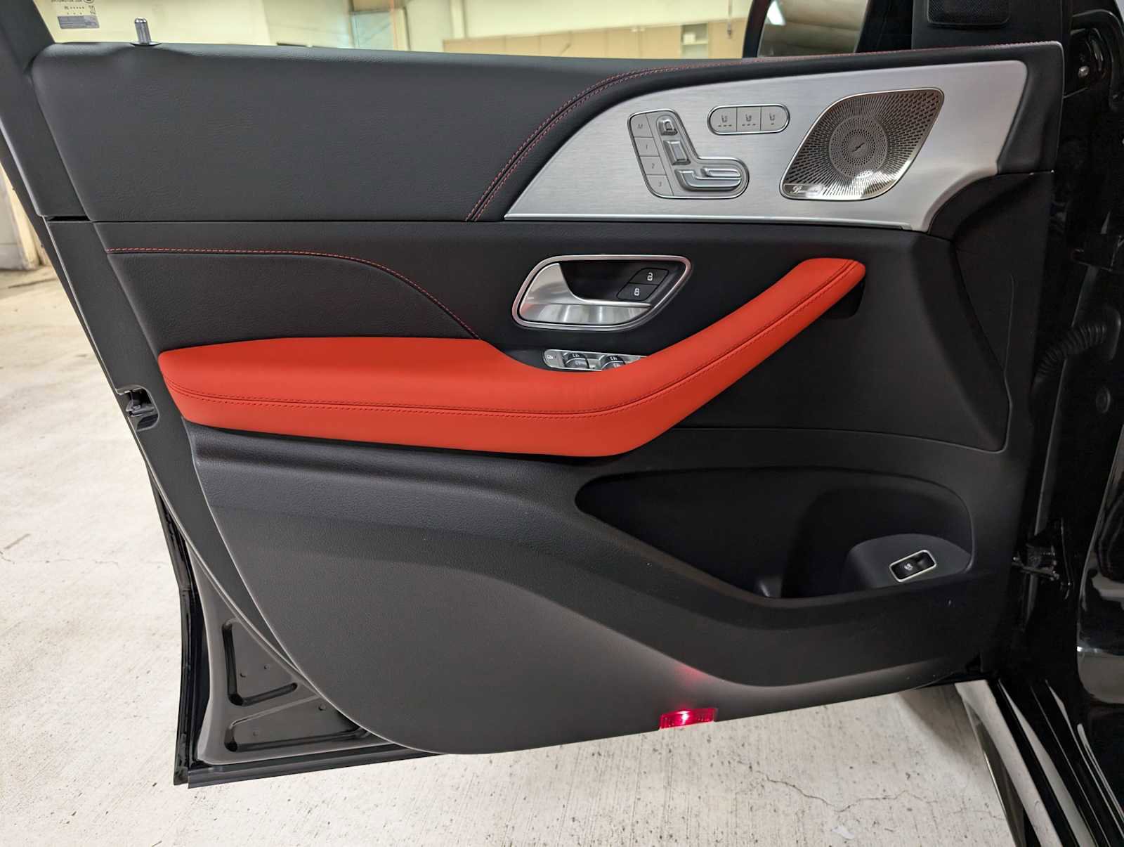 New 2025 Mercedes-Benz GLE 53 AMG 4MATIC Coupe image 23