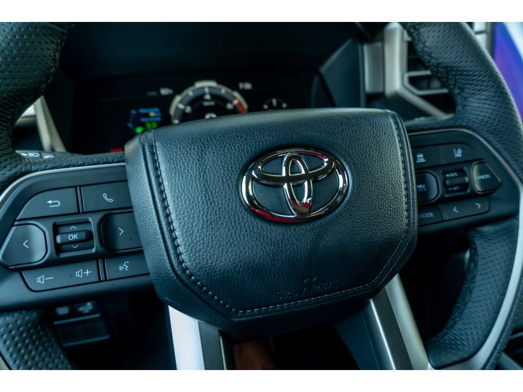 Used 2026 Toyota Tundra Limited AWD/4WD image 30