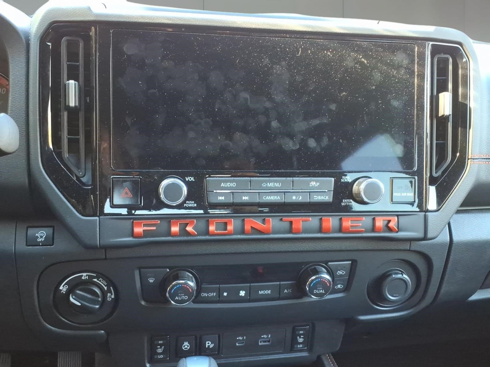 Used 2026 Nissan Frontier PRO-4X AWD/4WD image 11