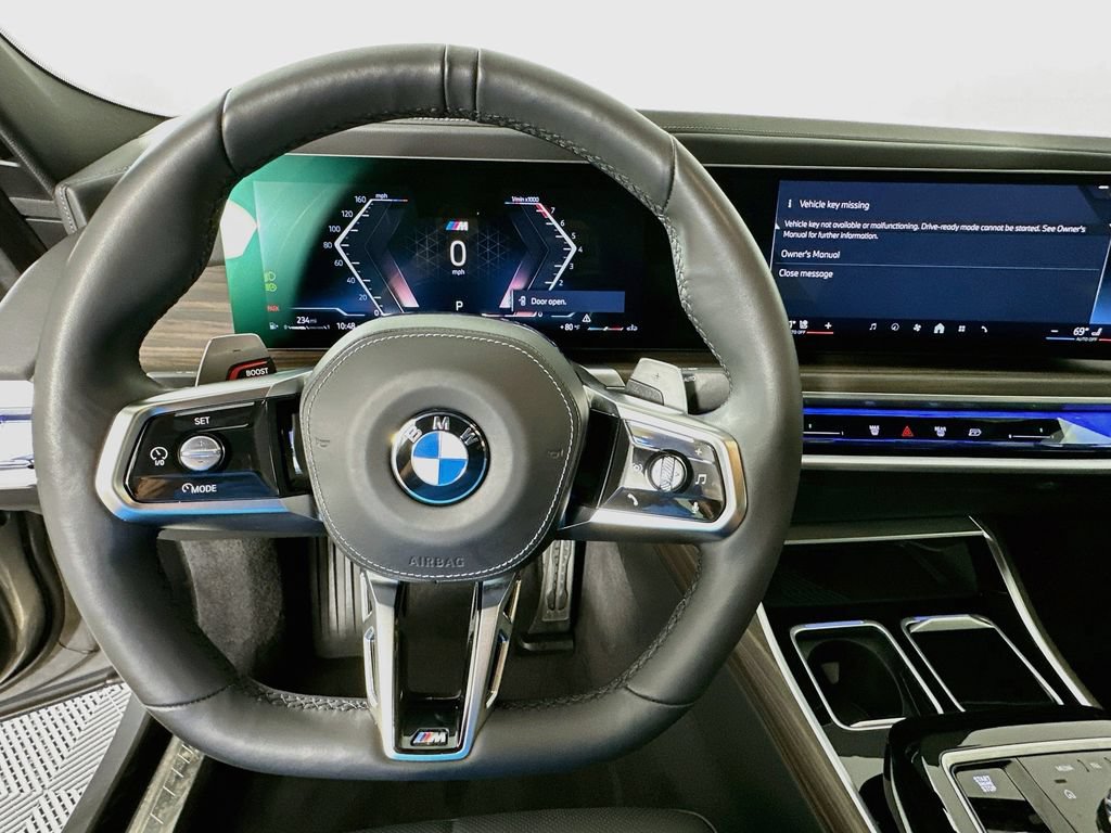 Certified 2025 BMW 740i w/ Premium Package RWD image 11