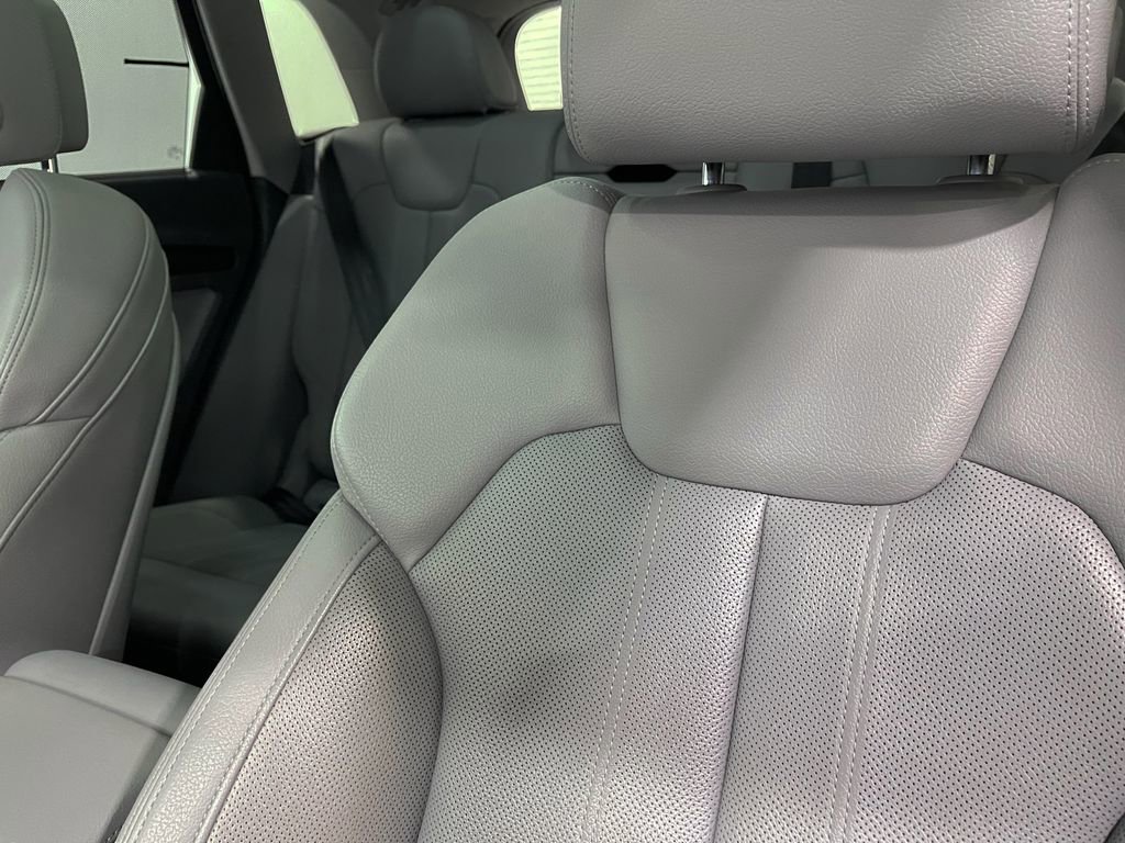 Used 2020 Audi Q5 2.0T Premium Plus w/ Premium Plus Package image 18