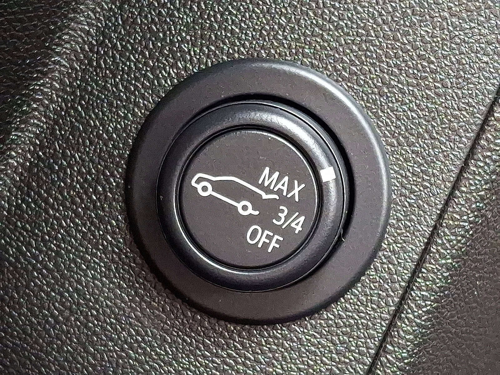Used 2023 Chevrolet Equinox LT AWD/4WD image 24