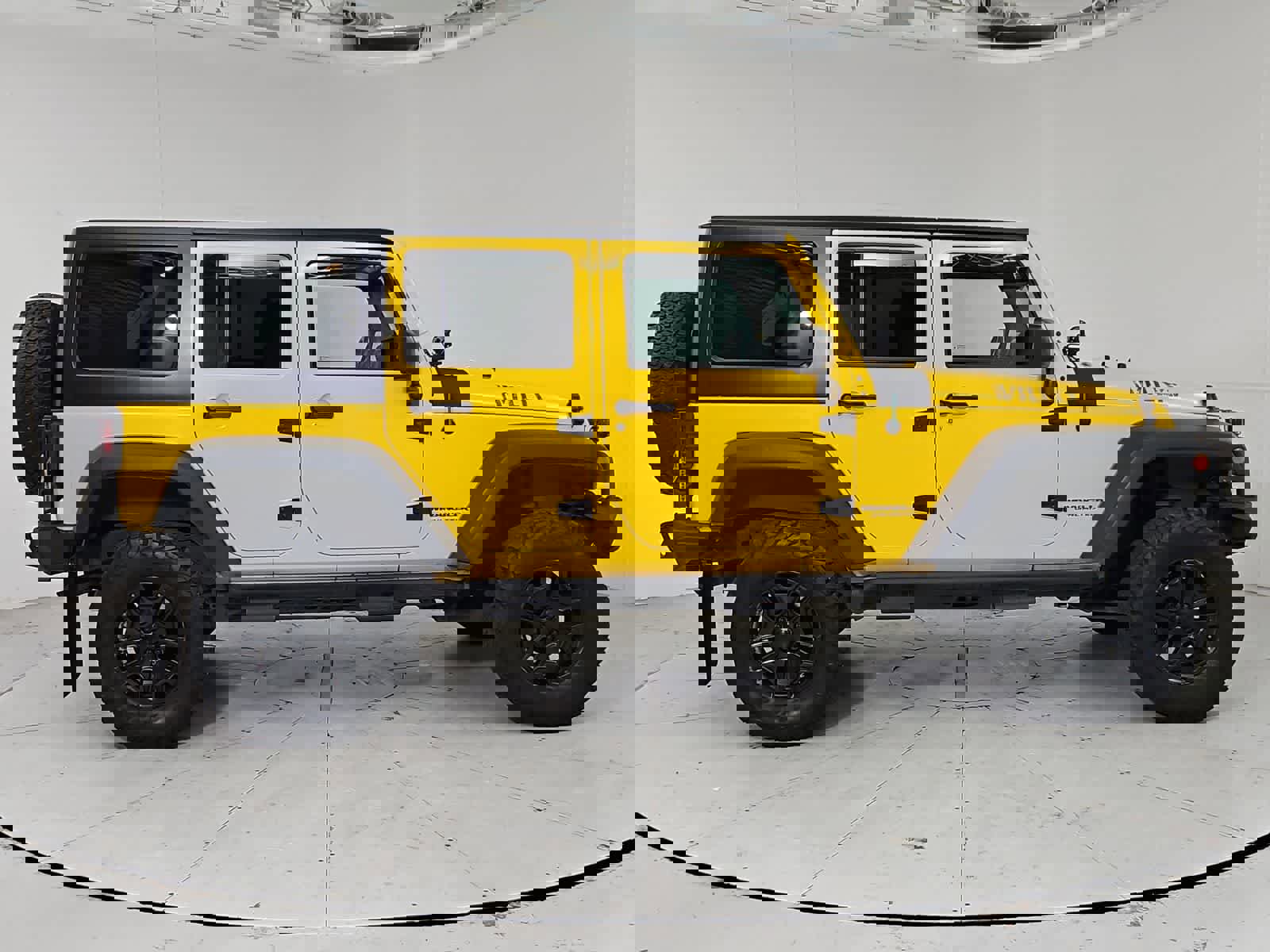 Used 2015 Jeep Wrangler Unlimited Sport w/ Power Convenience Group image 7