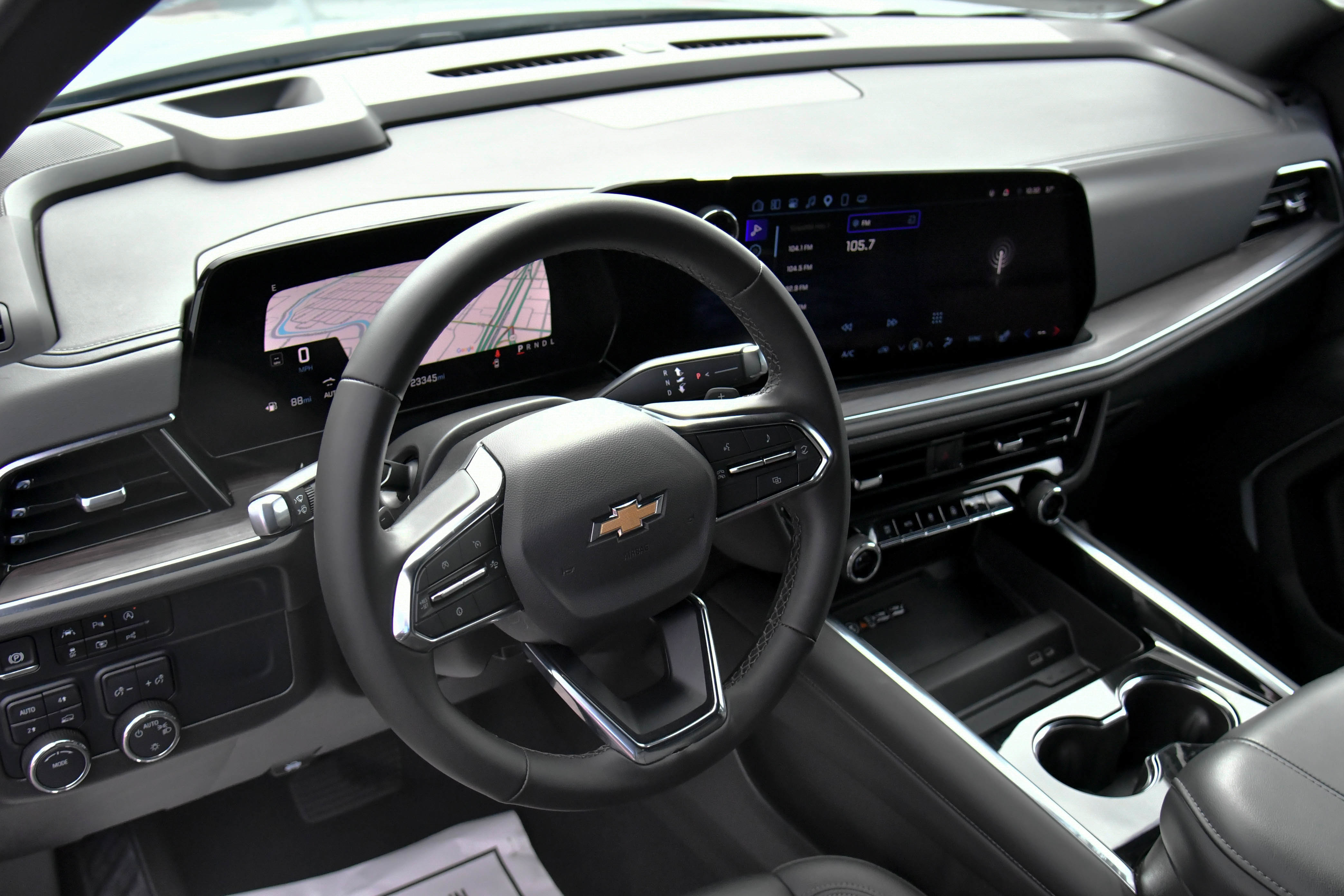 Used 2025 Chevrolet Tahoe LT image 14