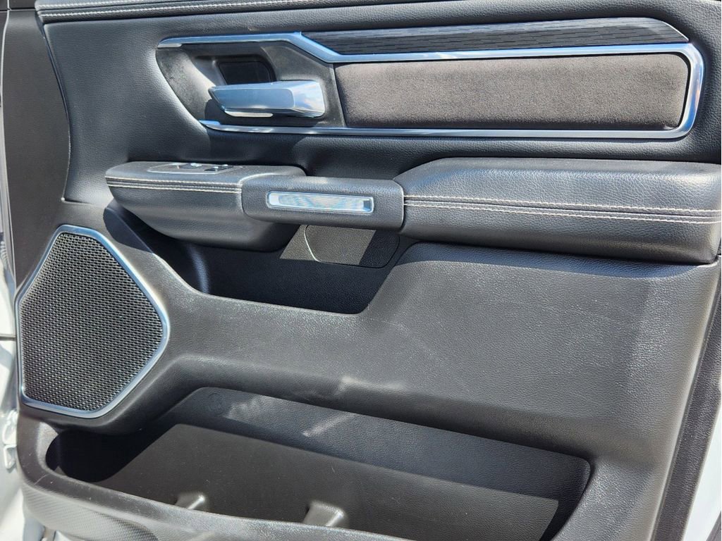 Used 2024 RAM 1500 Laramie image 15