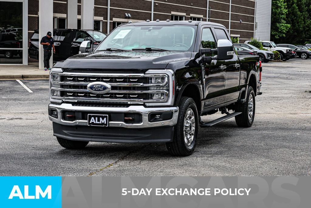 Used 2023 Ford F250 Lariat w/ Lariat Ultimate Package AWD/4WD image 3