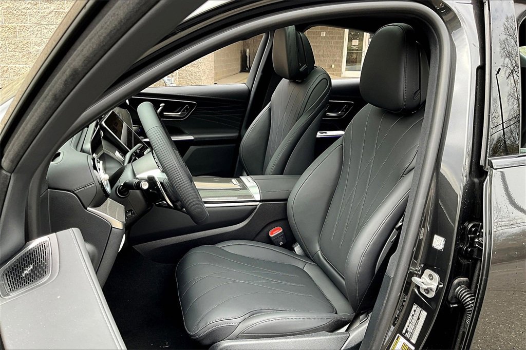 New 2025 Mercedes-Benz GLC 63 AMG S image 9