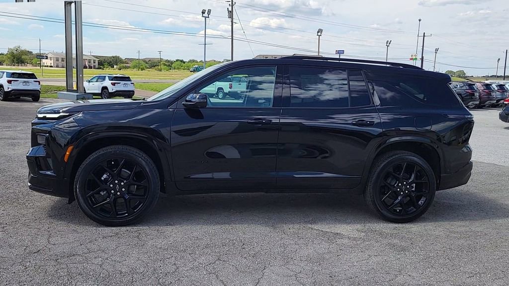 New 2026 Chevrolet Traverse RS w/ LPO, Floor Liner Package image 4