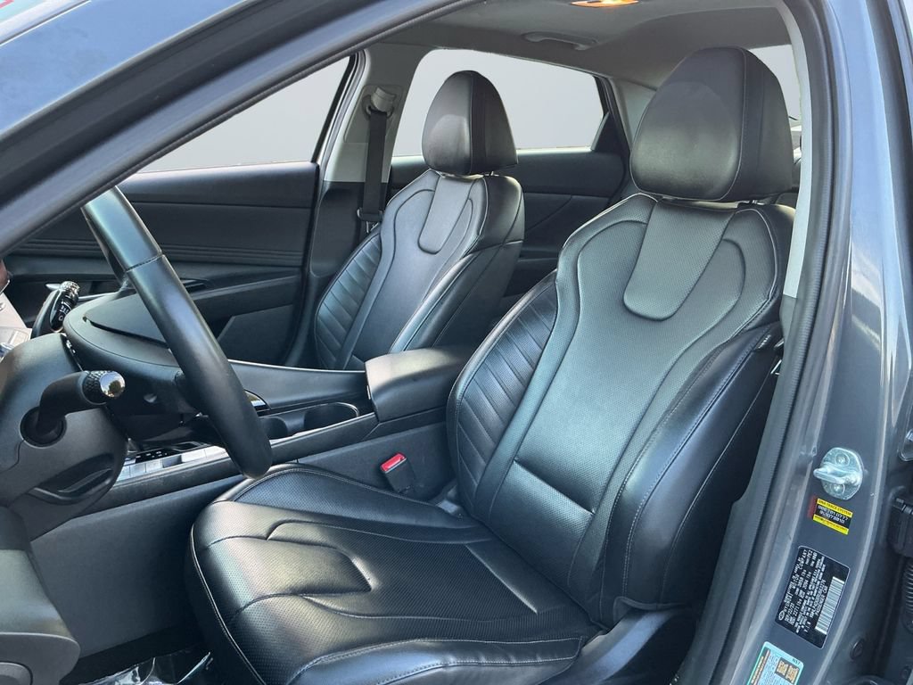 Used 2024 Hyundai Elantra Limited FWD image 10