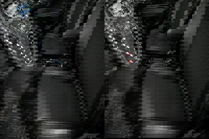 Used 2019 Buick Encore Sport Touring w/ LPO, Active Package image 17