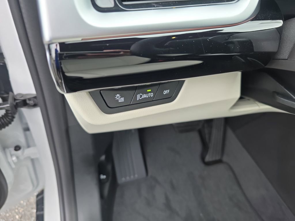 New 2026 BMW X1 xDrive28i w/ Convenience Package image 12