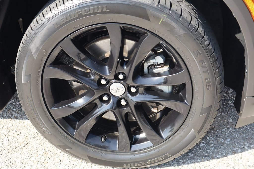 Used 2023 INFINITI QX60 Luxe w/ Cargo Package FWD image 10