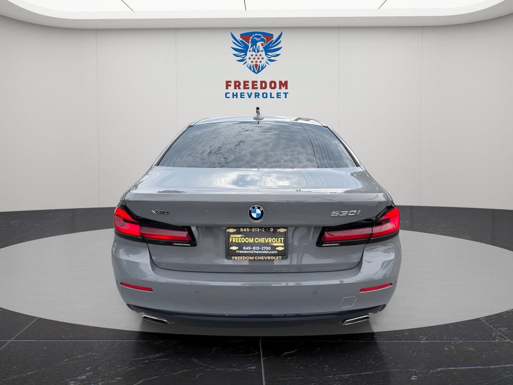 Used 2021 BMW 530i xDrive w/ Convenience Package AWD/4WD image 6