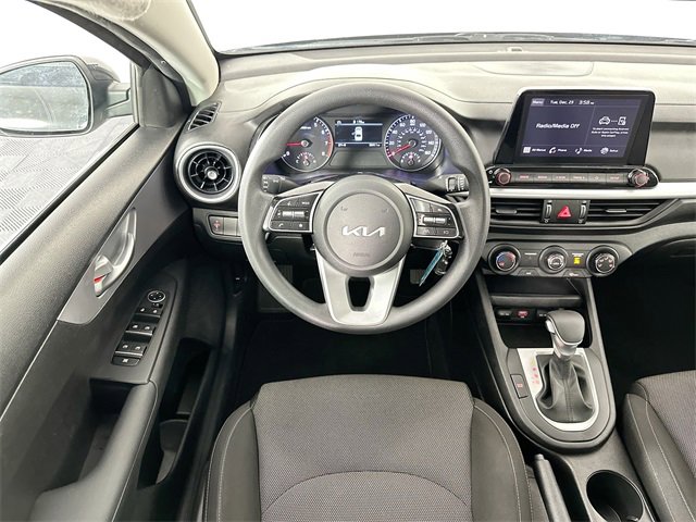 Used 2023 Kia Forte LXS image 10