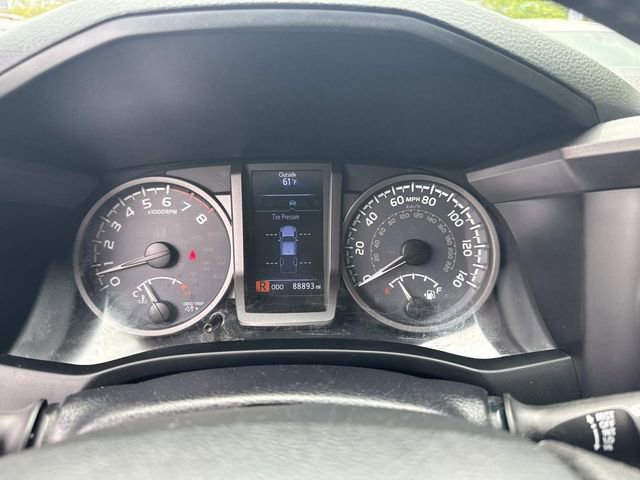 Used 2016 Toyota Tacoma TRD Sport AWD/4WD image 34