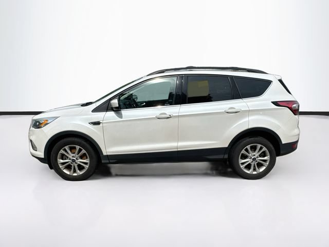 Used 2017 Ford Escape SE w/ SE Leather Comfort Package AWD/4WD image 5