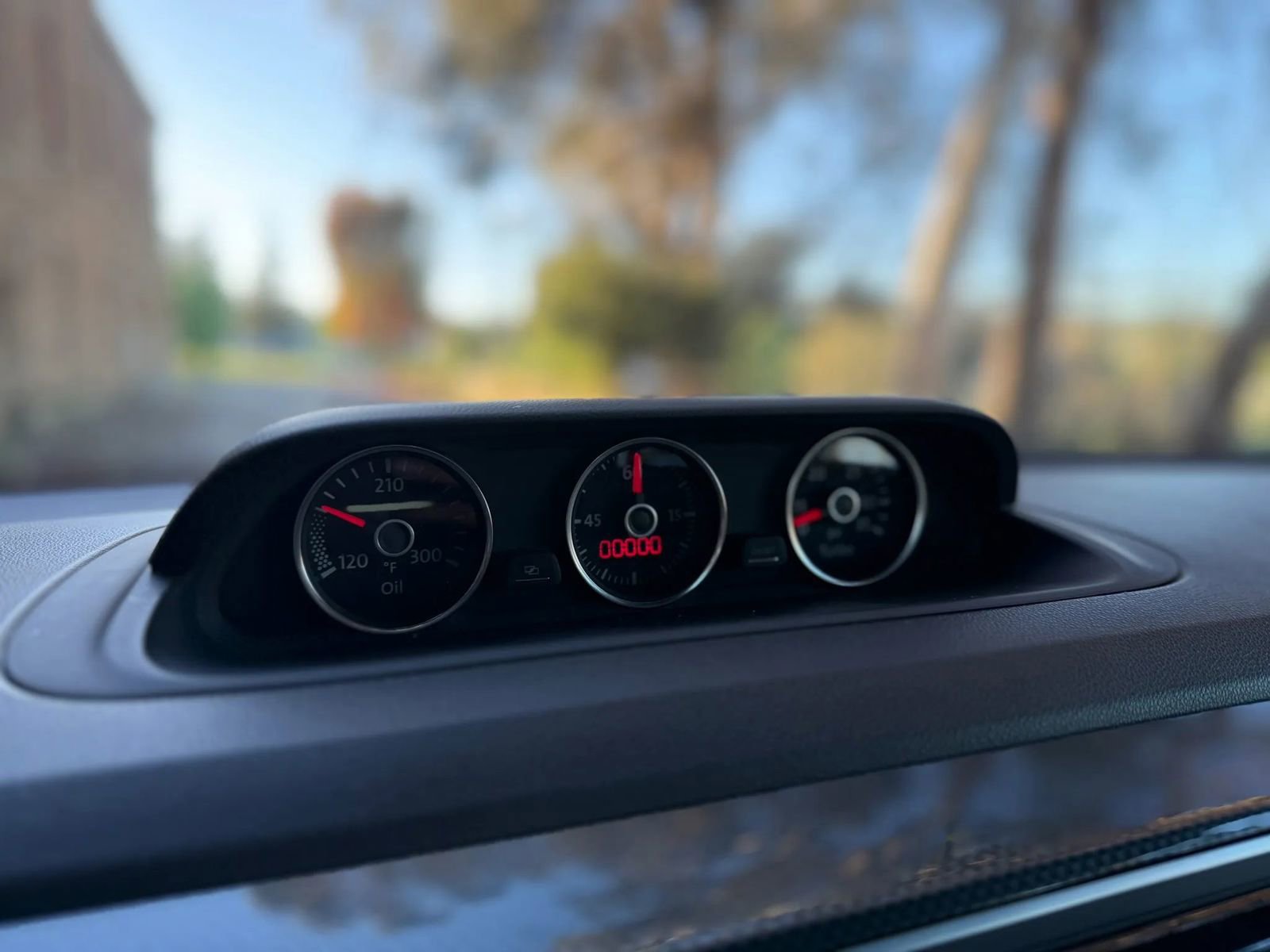 Used 2012 Volkswagen Beetle 2.0T image 21