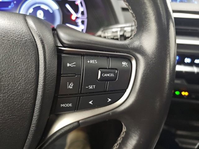 Used 2022 Lexus UX 250h w/ Premium Package image 20