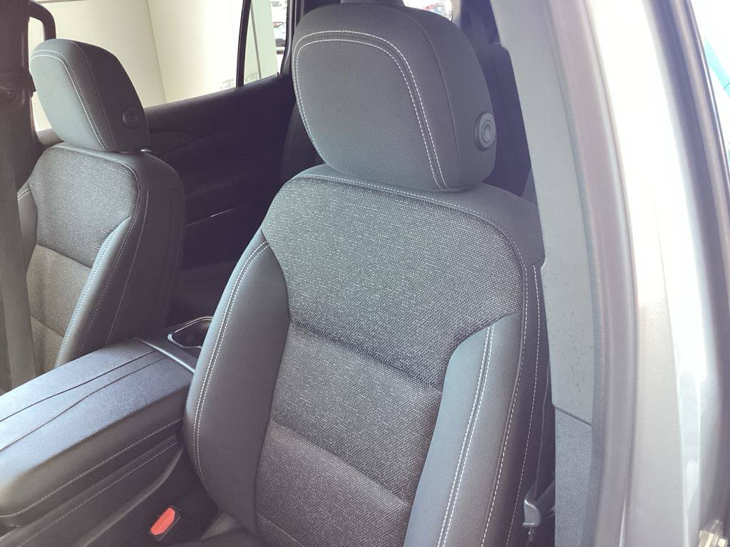 Used 2024 Chevrolet Traverse LT FWD image 10