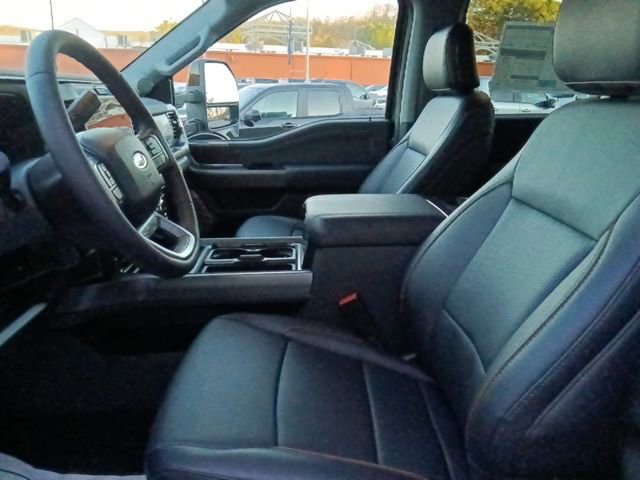 New 2026 Ford F250 Lariat w/ Black Appearance Package image 15