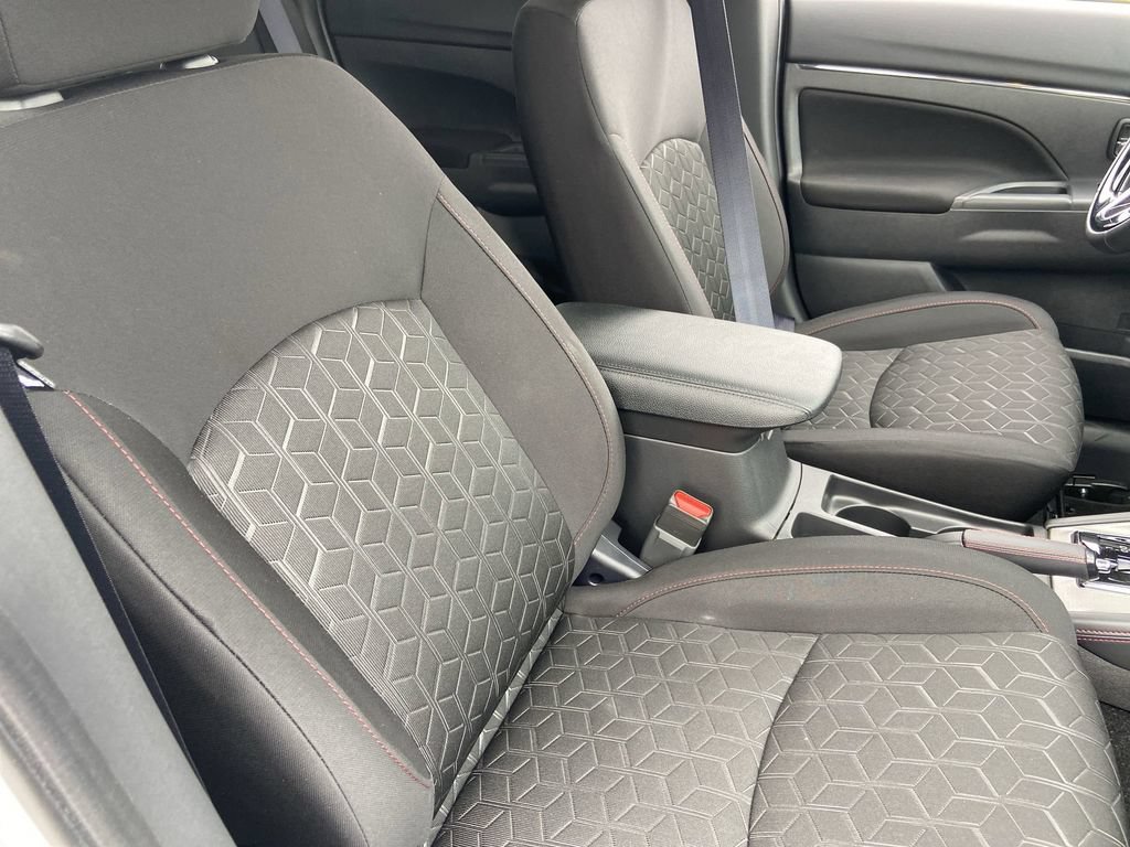 New 2026 Mitsubishi Outlander Sport LE AWD/4WD image 22