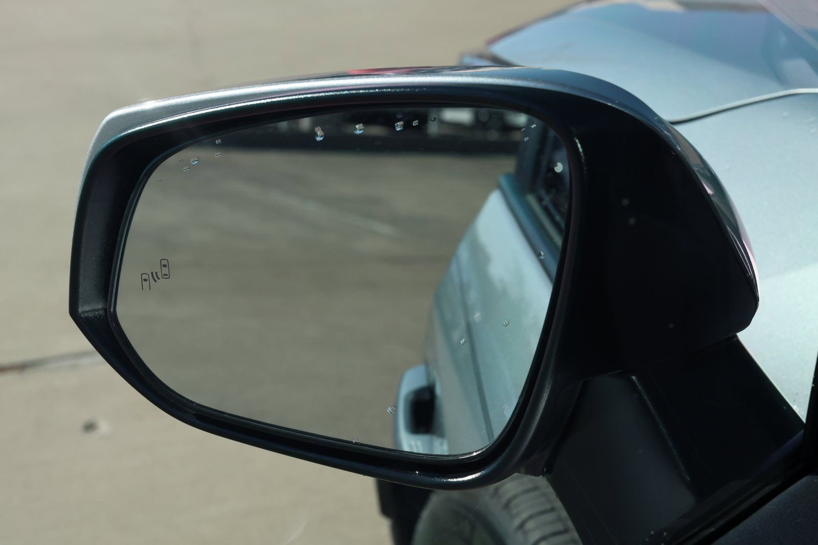 Used 2025 Toyota RAV4 Limited image 10