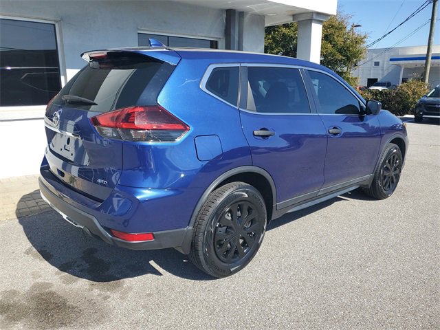 Certified 2019 Nissan Rogue S image 8