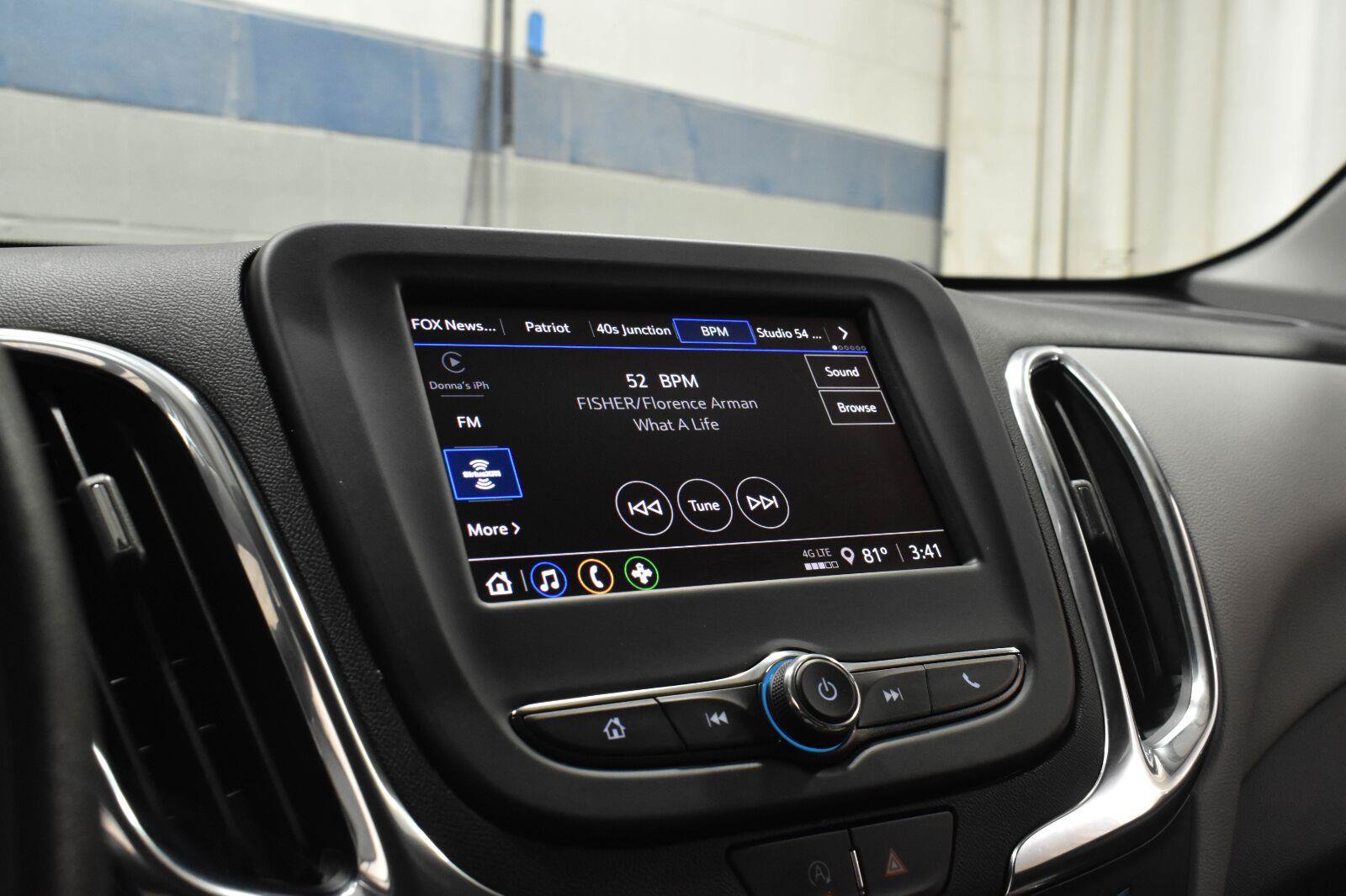 Used 2023 Chevrolet Equinox LS w/ LS Convenience Package AWD/4WD image 14