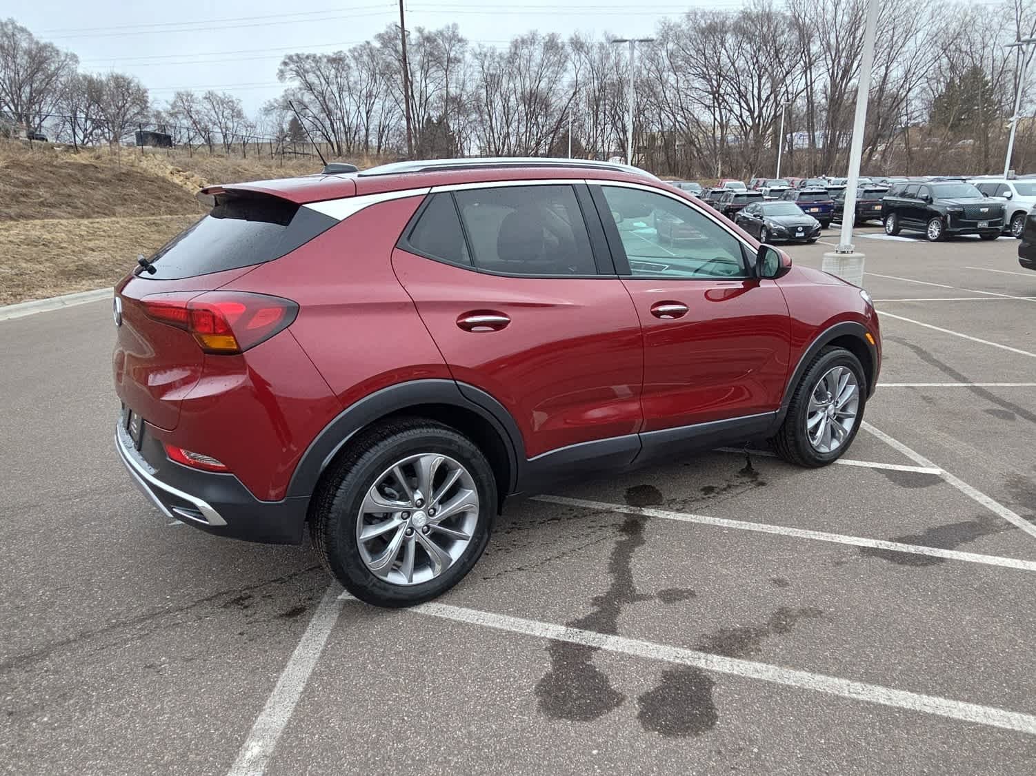 Used 2023 Buick Encore GX Essence w/ Experience Buick Package image 3