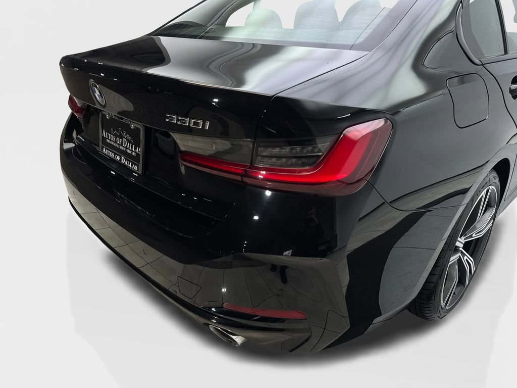 Used 2023 BMW 330i Sedan w/ Convenience Package image 18