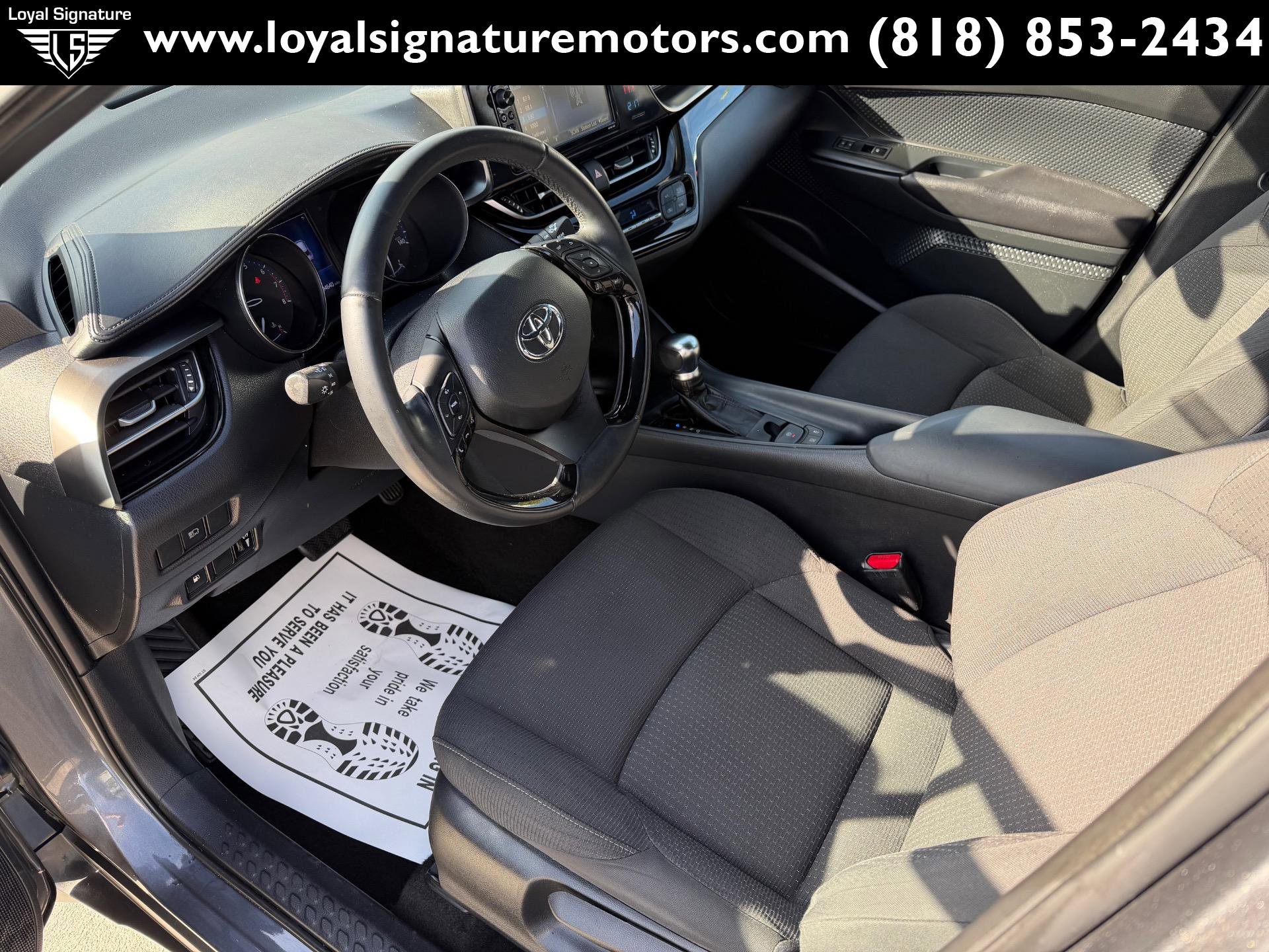Used 2018 Toyota C-HR XLE image 17