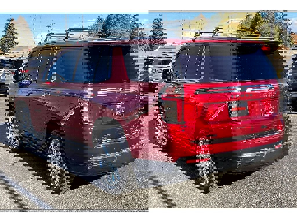 Used 2024 Chevrolet Tahoe High Country w/ Advanced Technology Package AWD/4WD image 13