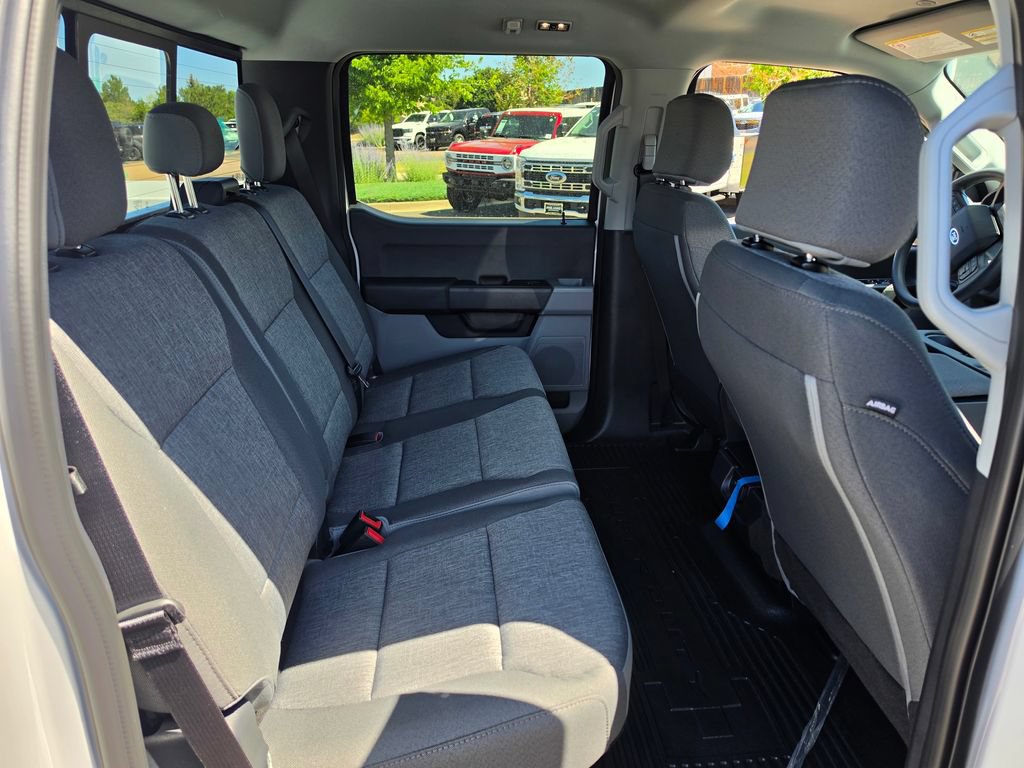 New 2026 Ford F350 XL w/ XL Chrome Package AWD/4WD image 35