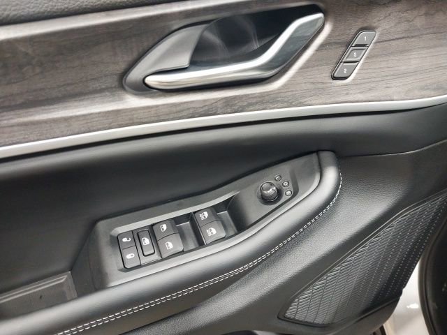 New 2025 Jeep Grand Cherokee Limited image 6