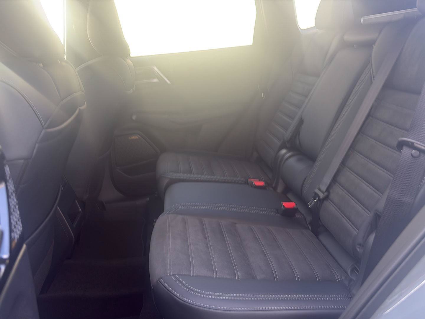 New 2026 Mitsubishi Outlander SE FWD image 16