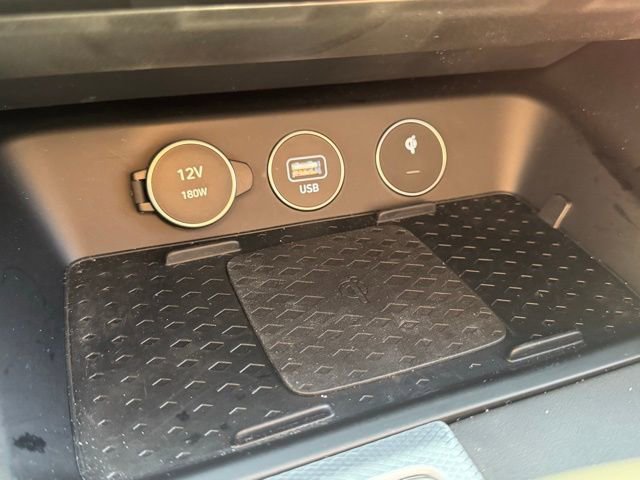 Used 2026 Genesis G70 2.5T Prestige image 22