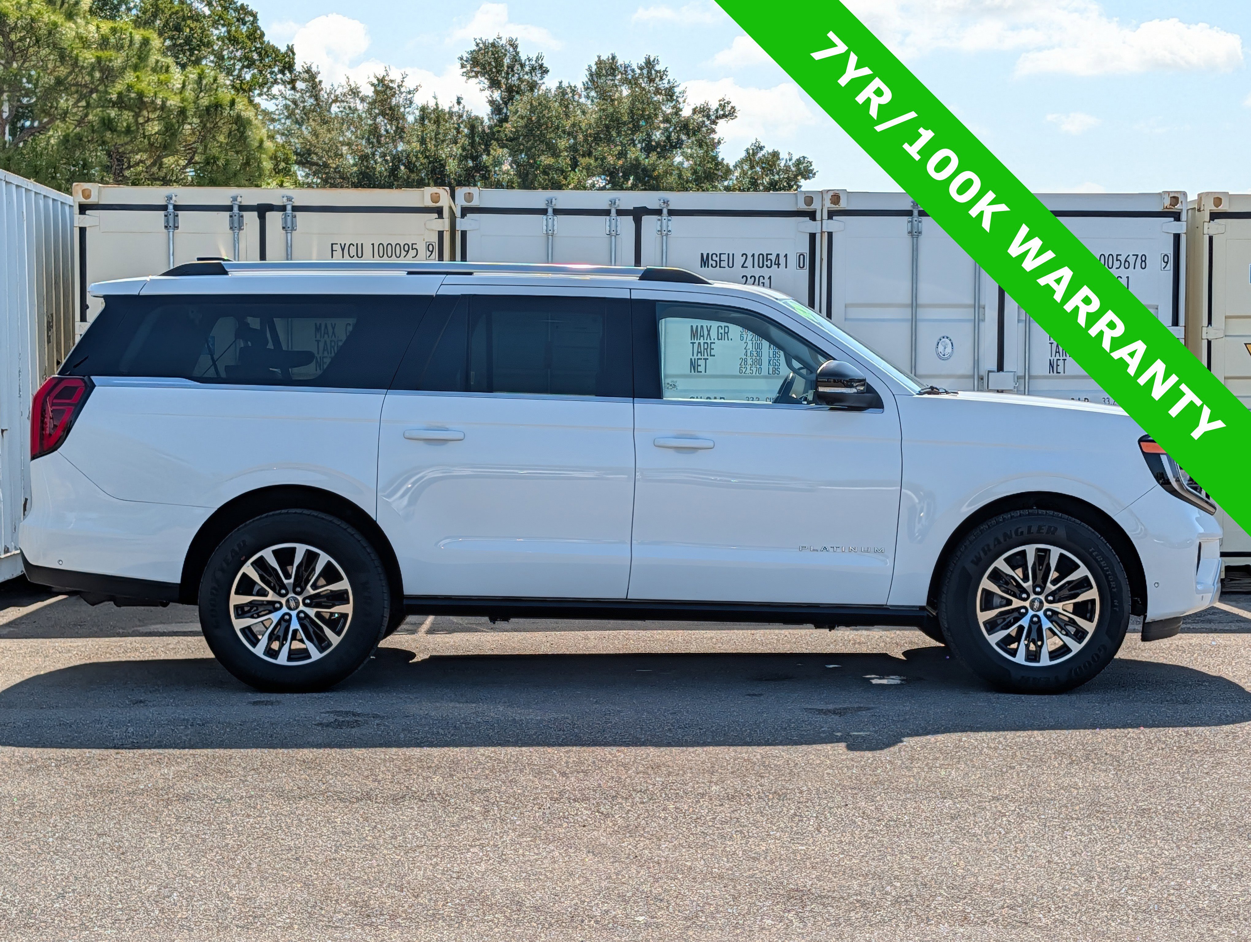 Certified 2025 Ford Expedition Max Platinum AWD/4WD image 3