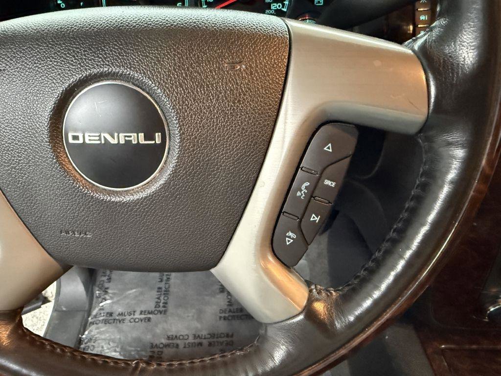 Used 2012 GMC Yukon XL Denali AWD/4WD image 20
