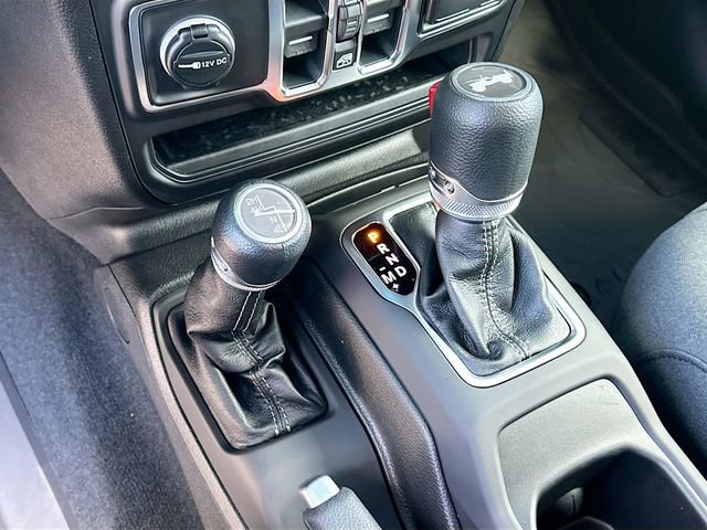 New 2026 Jeep Wrangler Unlimited Sahara AWD/4WD image 11