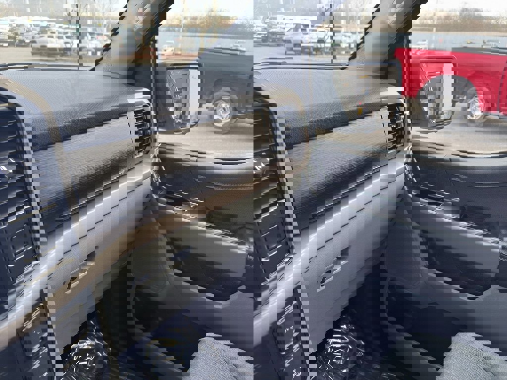 Used 2024 Ford F150 XLT w/ Mobile Office Package image 13