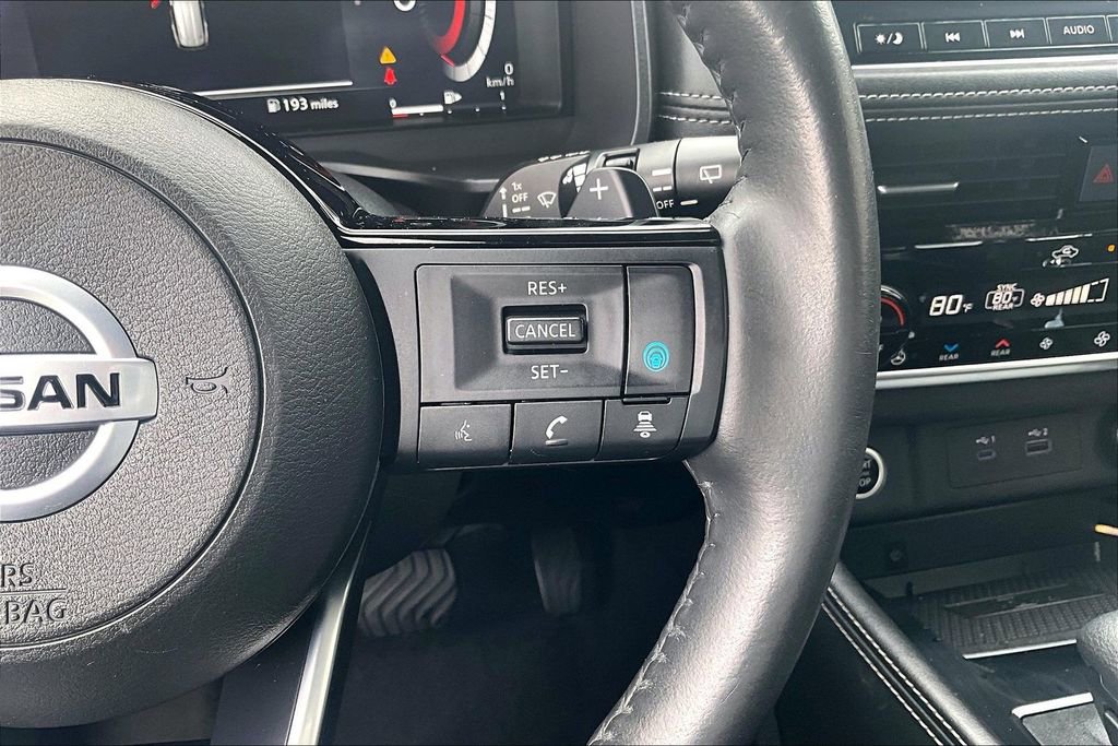 Used 2021 Nissan Rogue Platinum image 19