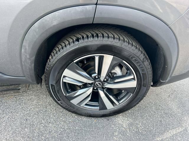 Used 2023 Nissan Rogue SL image 11