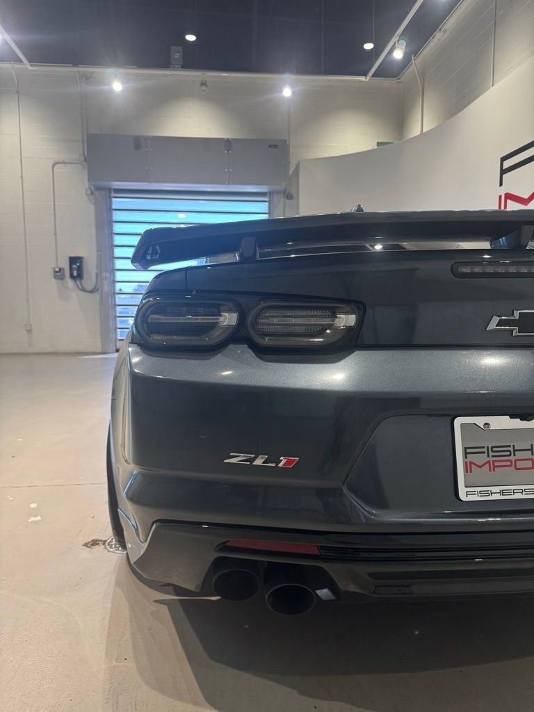 Used 2021 Chevrolet Camaro ZL1 RWD image 5