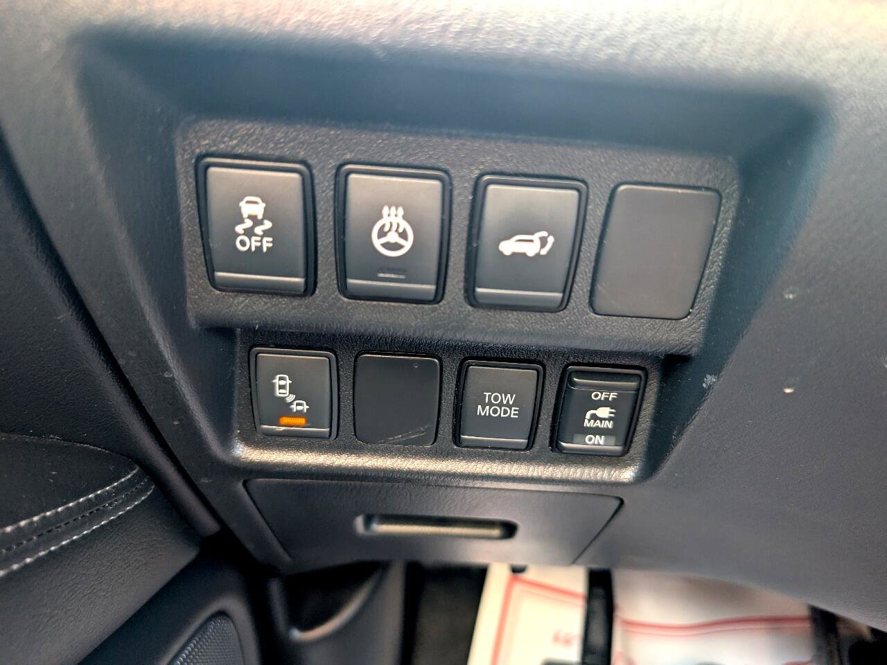 Used 2020 Nissan Pathfinder SL image 20