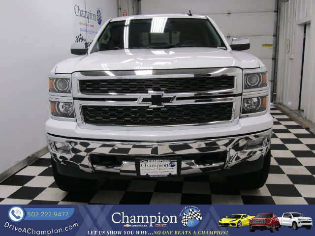 Used 2015 Chevrolet Silverado 1500 LTZ w/ LTZ Plus Package AWD/4WD image 2