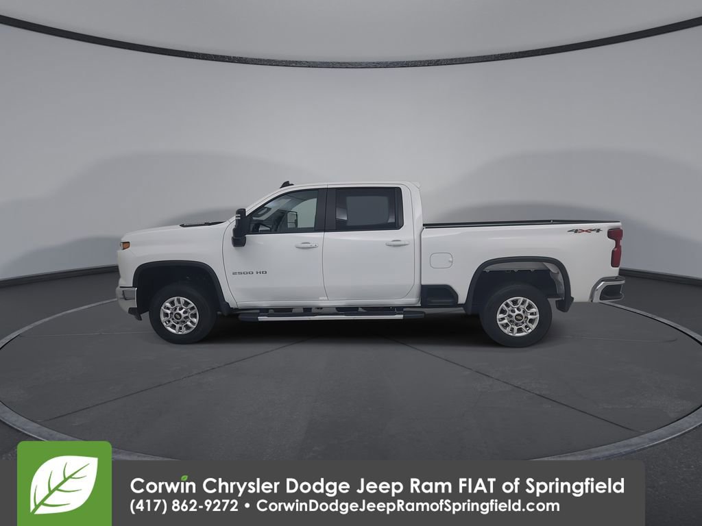 Used 2025 Chevrolet Silverado 2500 LT w/ Convenience Package image 9
